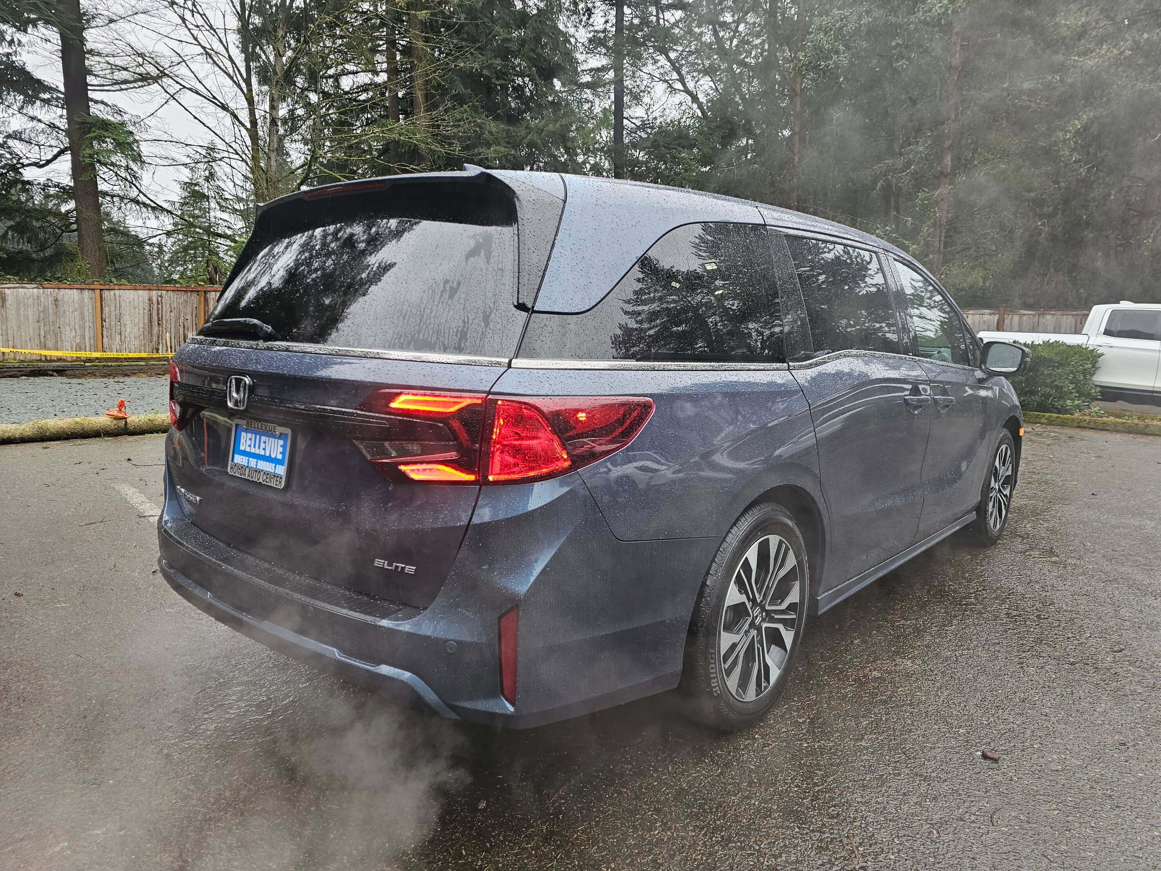 Certified 2025 Honda Odyssey Elite image 7