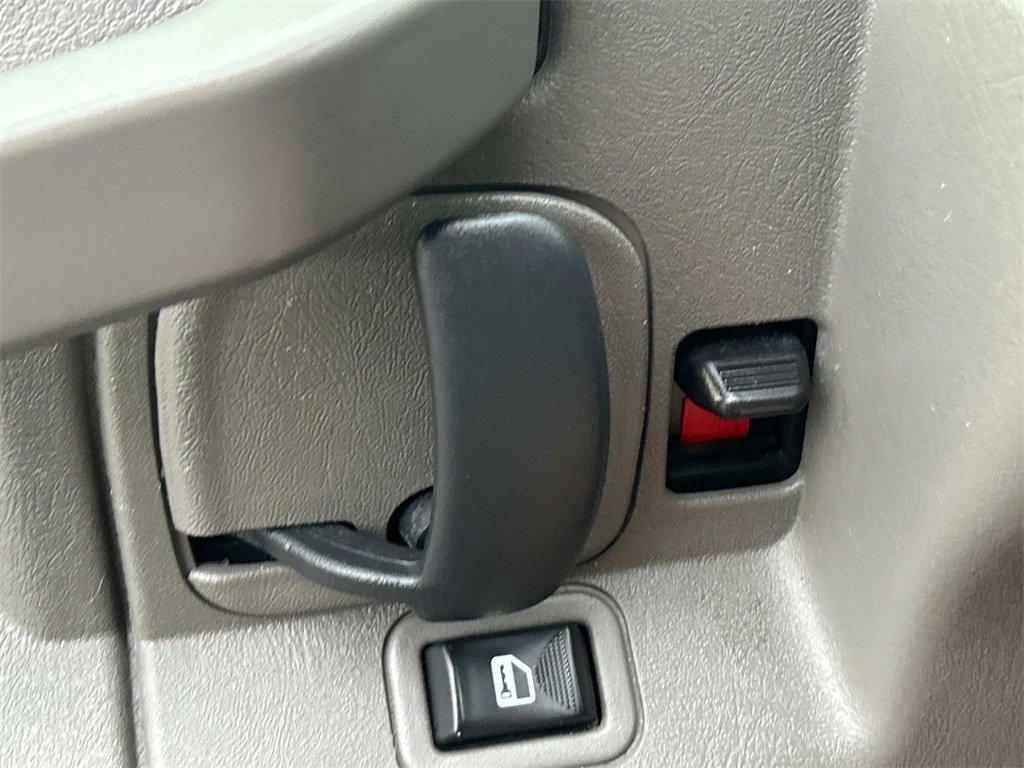 Used 2023 GMC Savana 2500 w/ Driver Convenience Package image 14