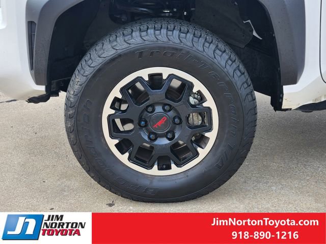 Used 2024 Toyota Tacoma TRD Off-Road AWD/4WD image 13