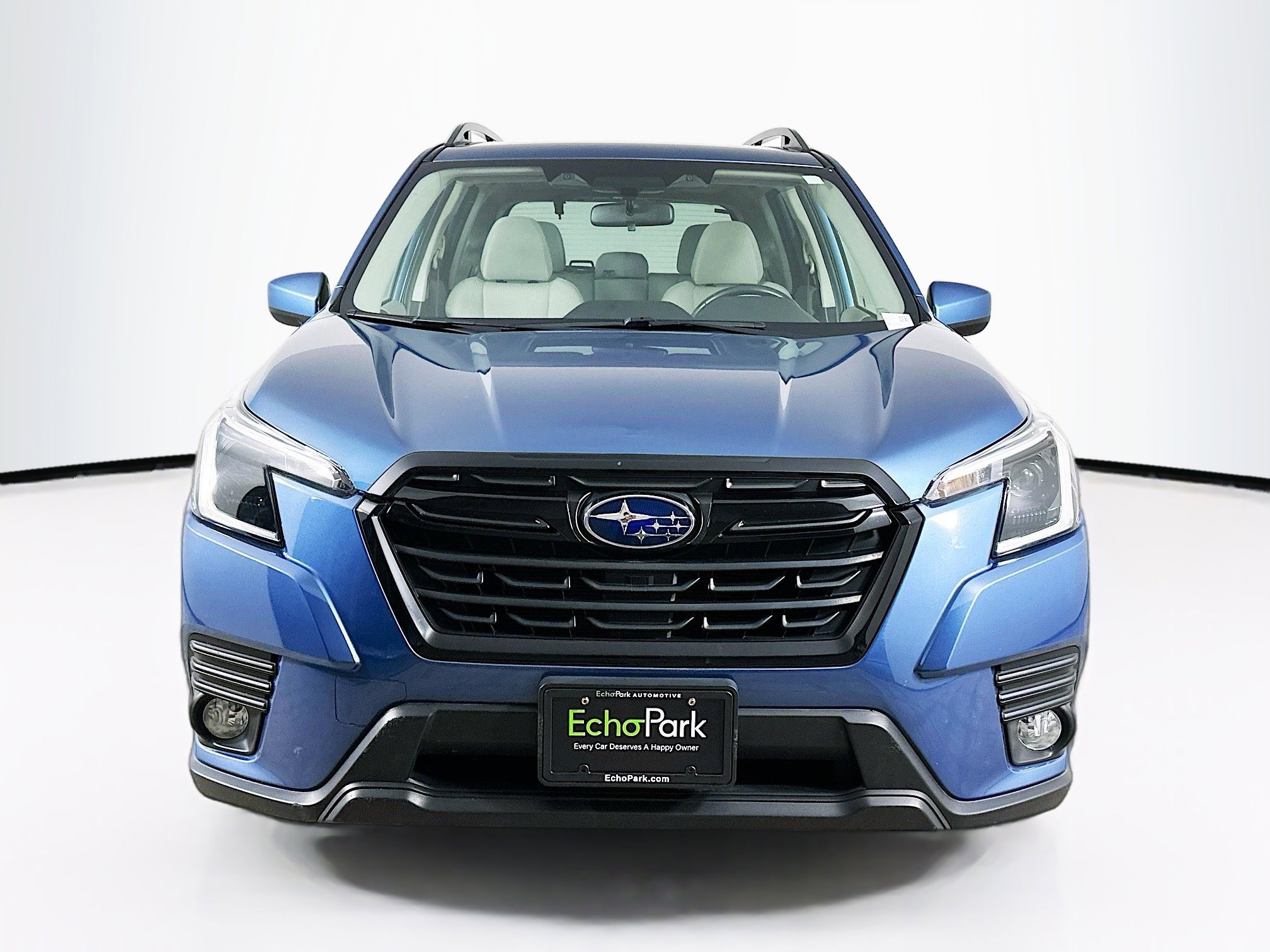 Used 2022 Subaru Forester Premium image 2