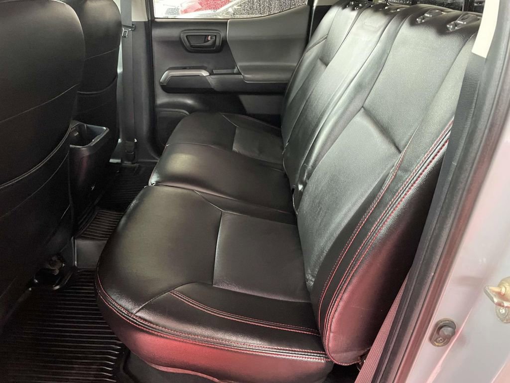 Used 2020 Toyota Tacoma SR5 image 20