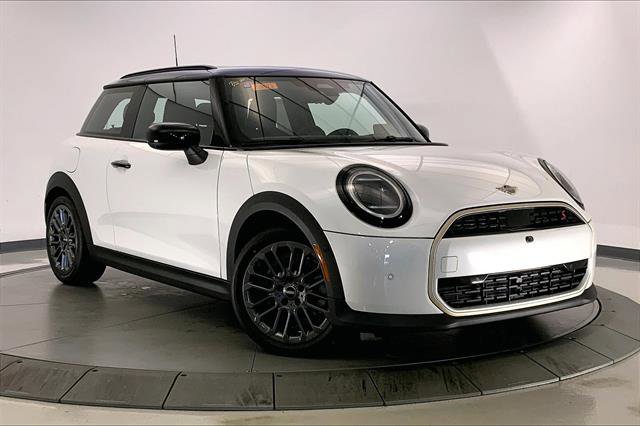 Certified 2025 MINI Cooper S image 33