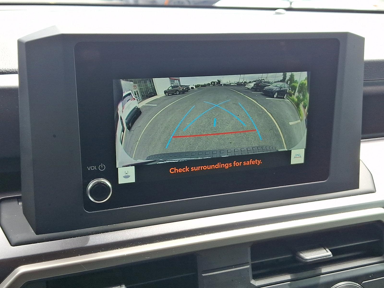Used 2025 Toyota 4Runner SR5 AWD/4WD image 17