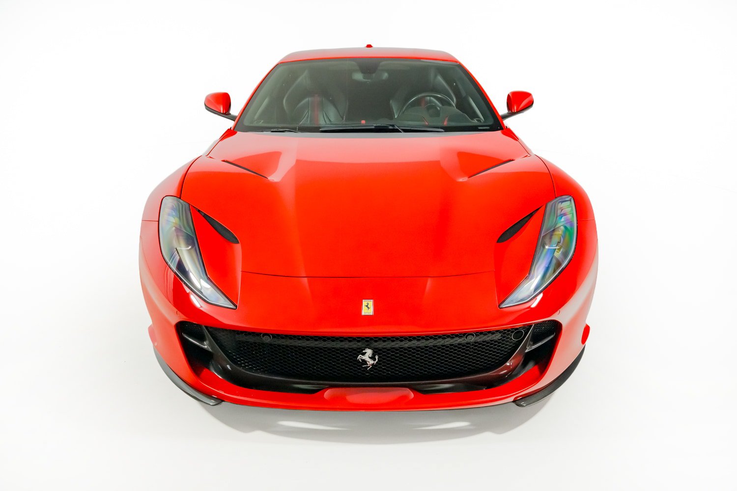 Used 2018 Ferrari 812 Superfast RWD image 5