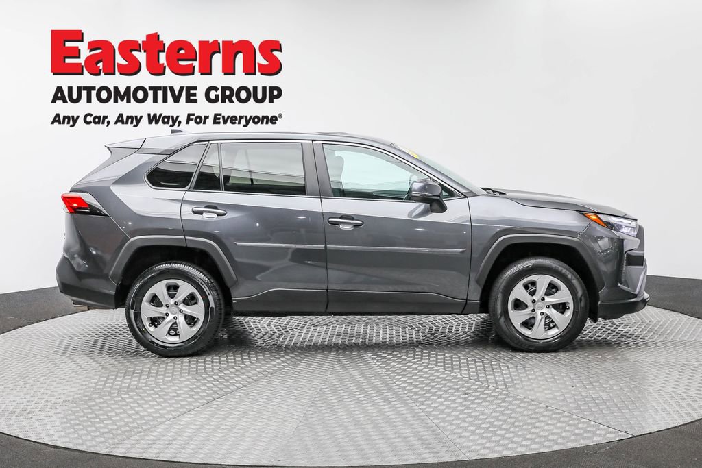Used 2023 Toyota RAV4 LE image 4