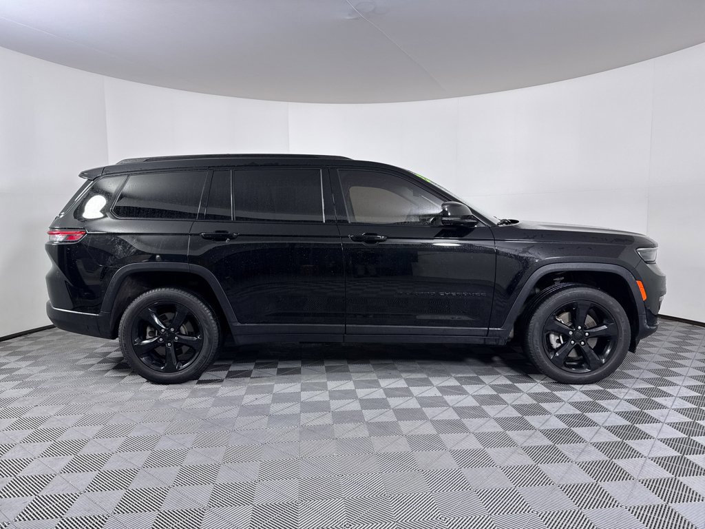 Used 2023 Jeep Grand Cherokee L Limited w/ Luxury Tech Group II AWD/4WD image 15