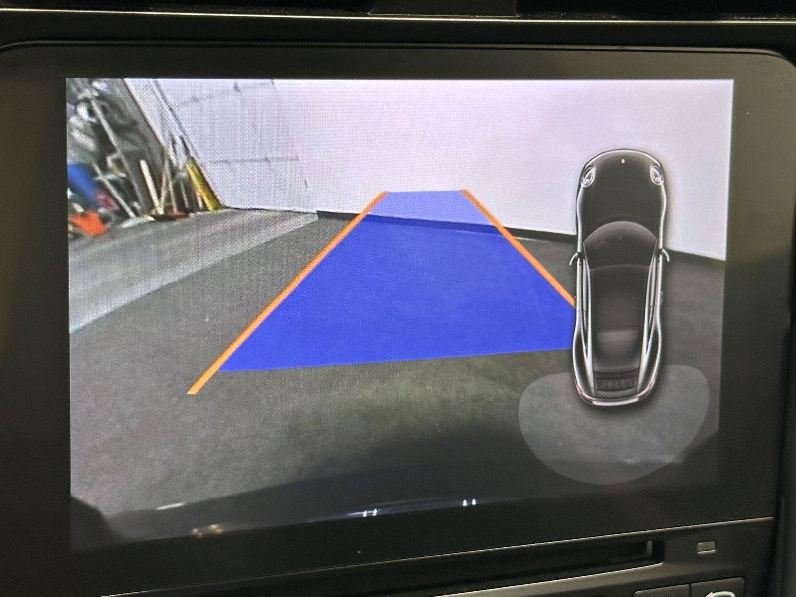 Certified 2018 Porsche 911 Carrera RWD image 25