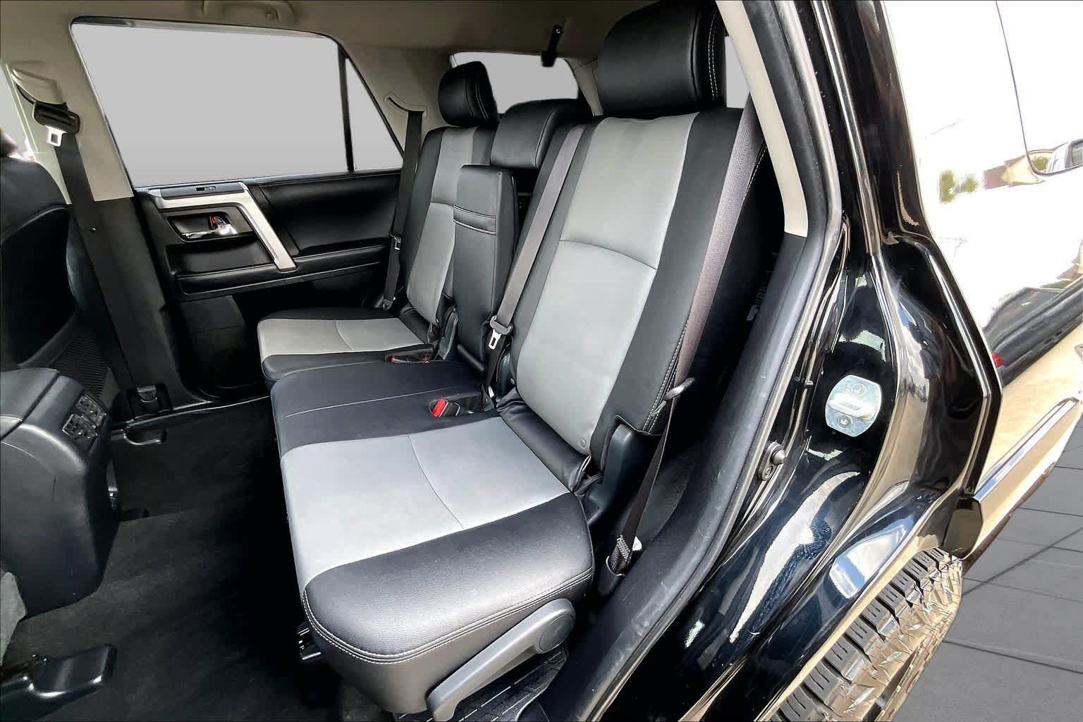 Used 2020 Toyota 4Runner SR5 Premium AWD/4WD image 20