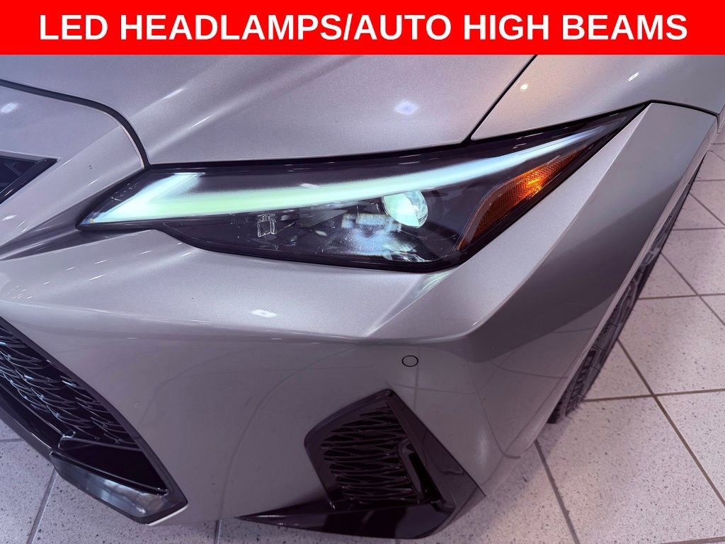 Certified 2021 Lexus IS 350 F Sport image 11