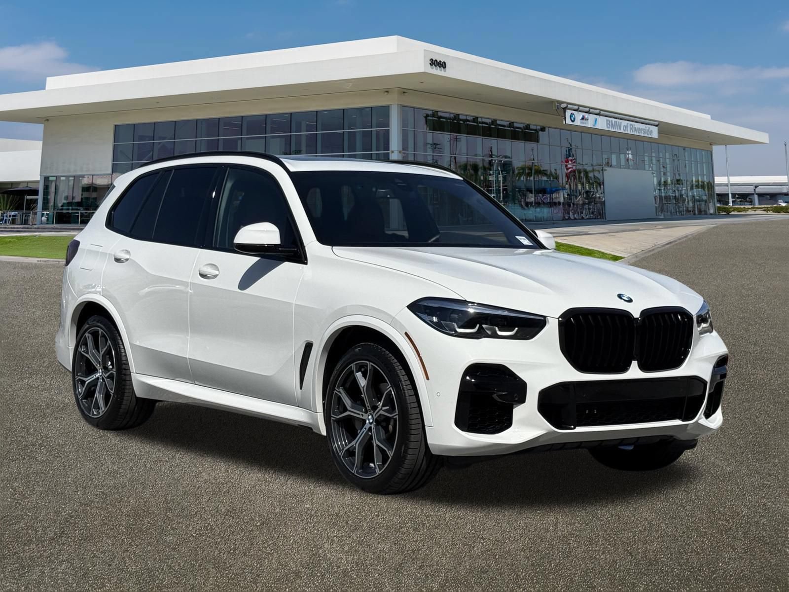 Certified 2023 BMW X5 sDrive40i w/ M Sport Package RWD image 2