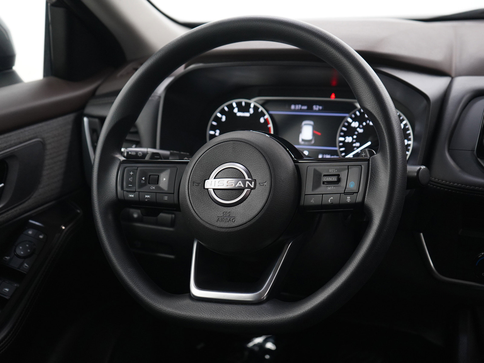 Used 2023 Nissan Rogue SV AWD/4WD image 14