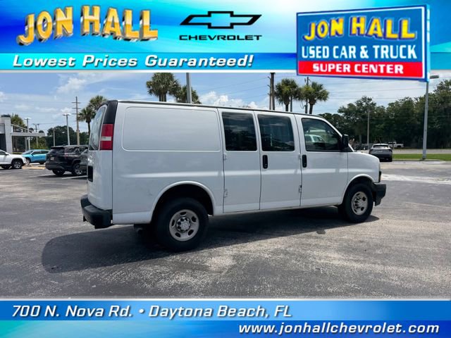 Used 2018 Chevrolet Express 2500 w/ Driver Convenience Package RWD image 14