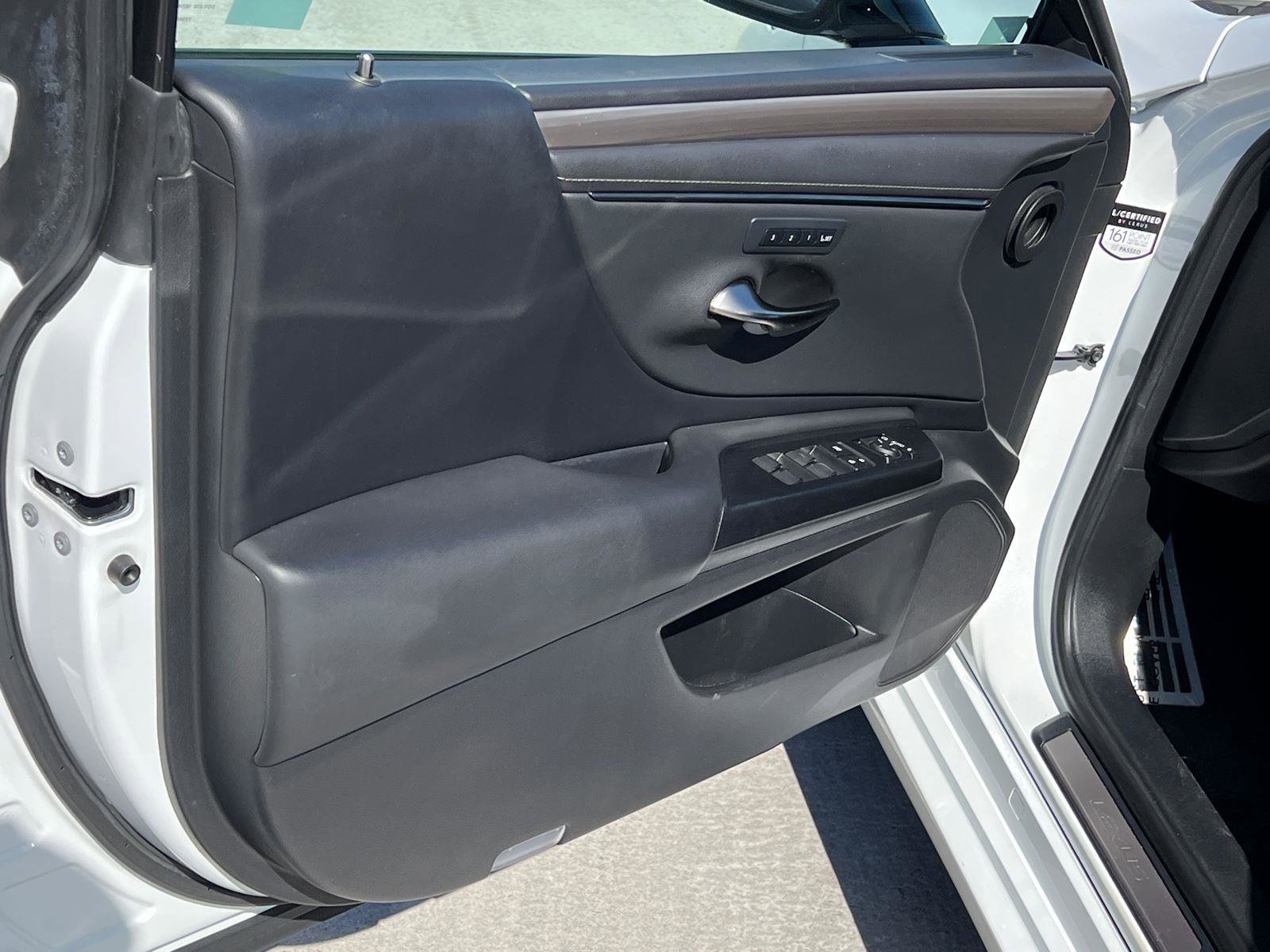Used 2021 Lexus ES 350 F Sport w/ Accessory Package FWD image 10