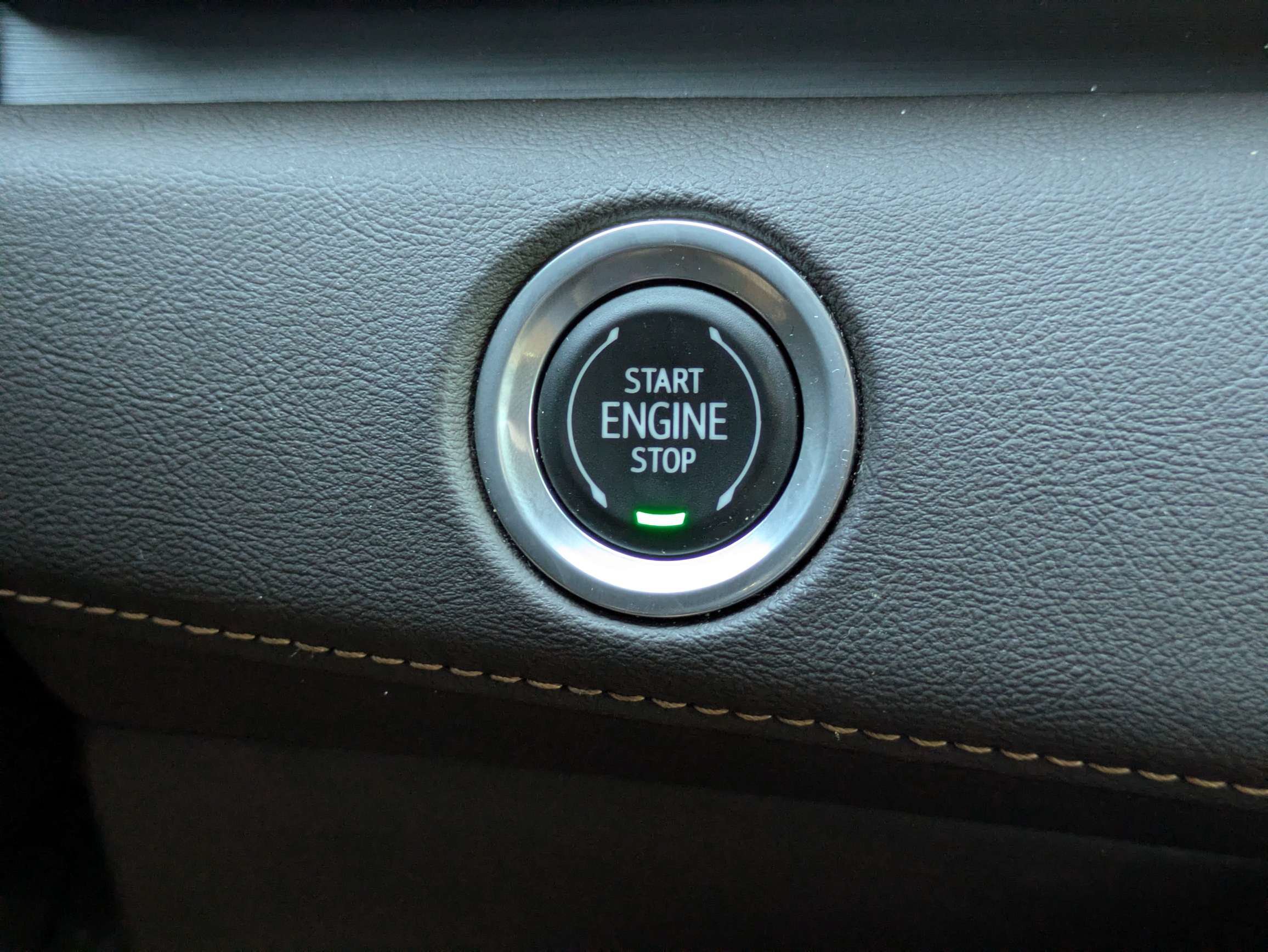 Used 2022 Cadillac Escalade Premium Luxury AWD/4WD image 31