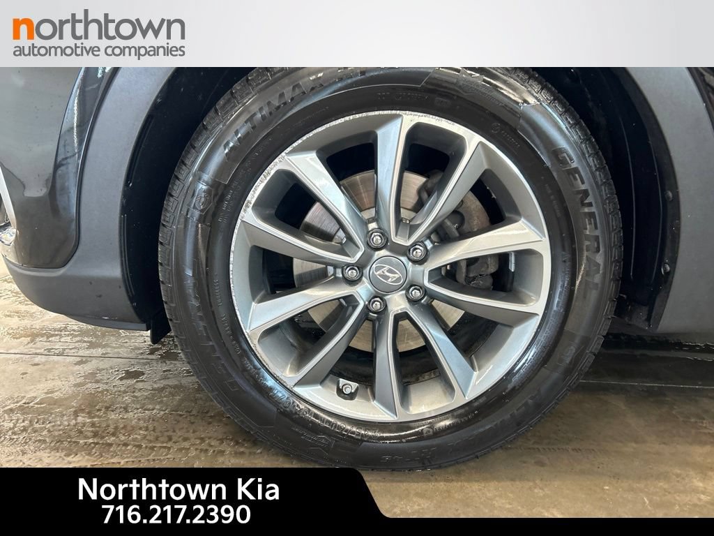 Used 2019 Hyundai Santa Fe XL SE w/ SE Premium Package 02