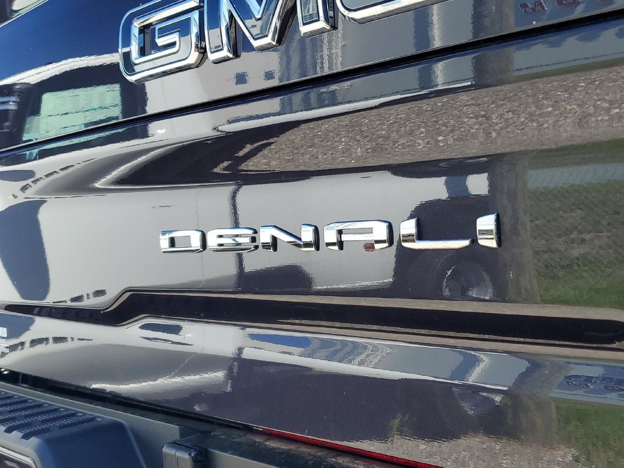 New 2026 GMC Sierra 3500 Denali Ultimate AWD/4WD image 9