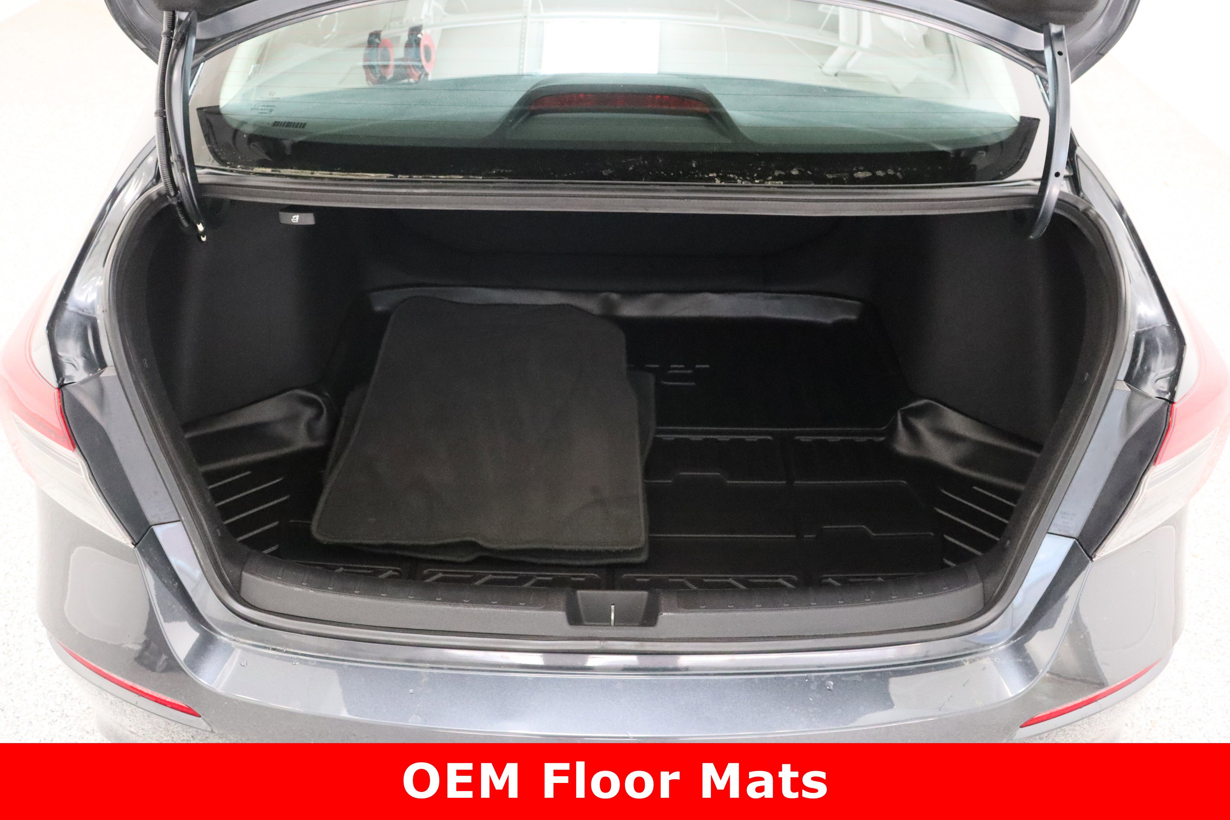 Used 2025 Honda Civic LX image 29