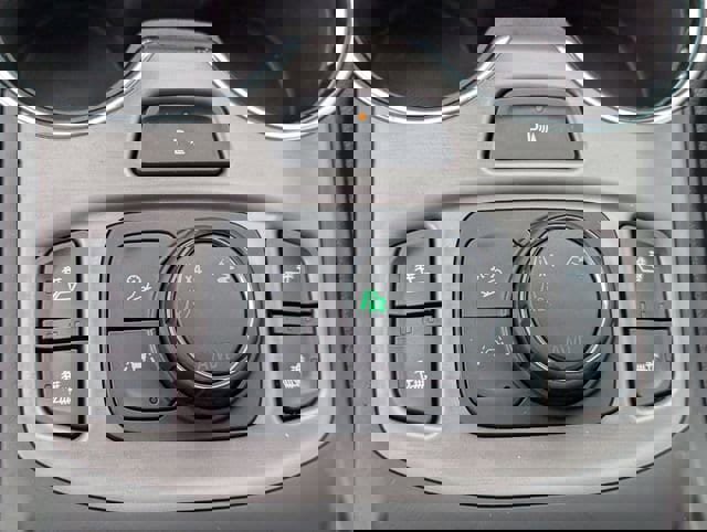 Used 2023 GMC Terrain AT4 w/ Tech Package image 19