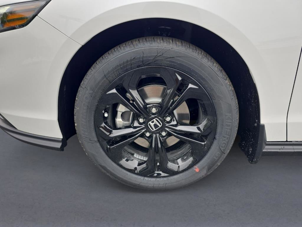 New 2025 Honda Accord SE image 11