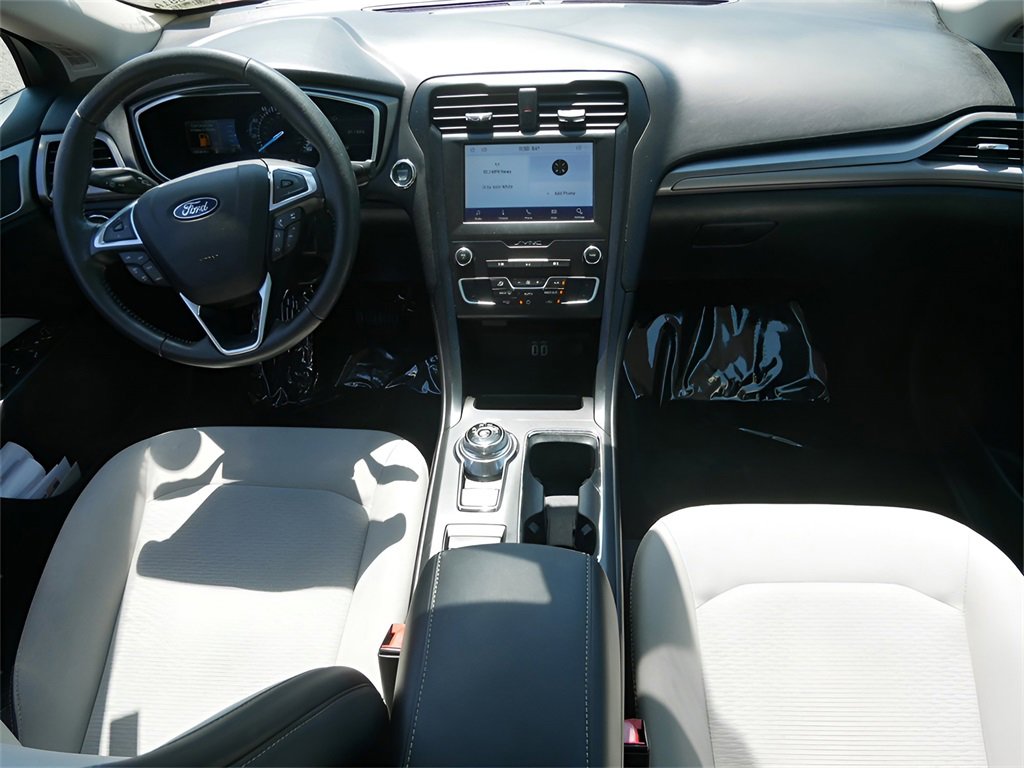 Used 2020 Ford Fusion SE w/ Equipment Group 151A image 14