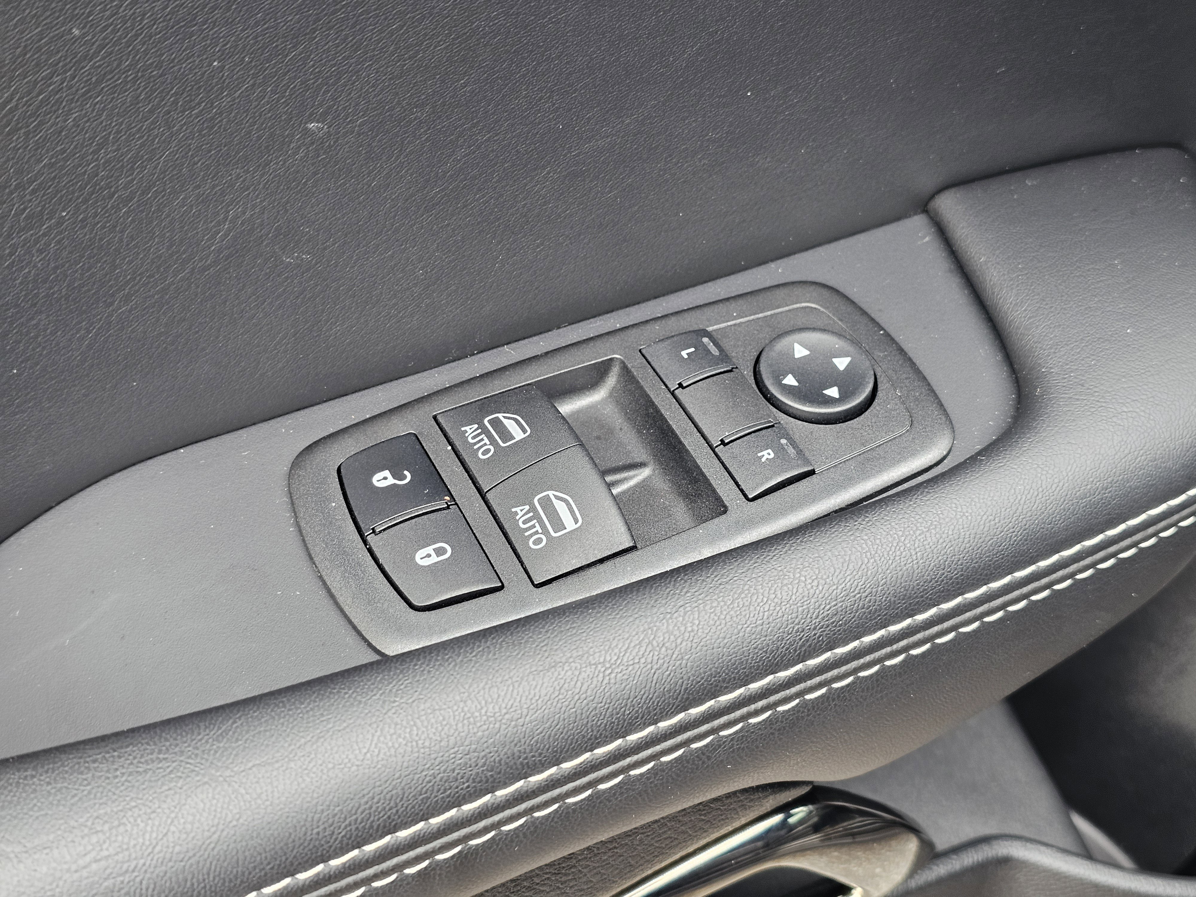 Used 2023 Dodge Challenger SRT Hellcat image 14