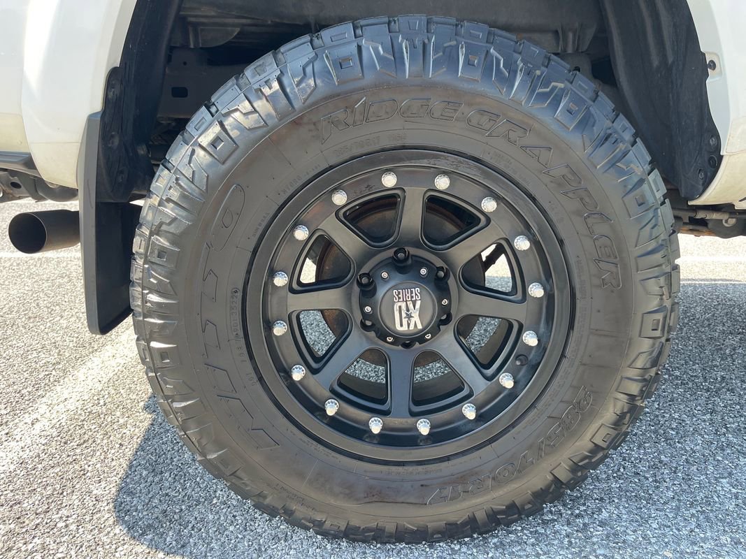 Used 2022 Toyota Tacoma SR5 AWD/4WD image 11