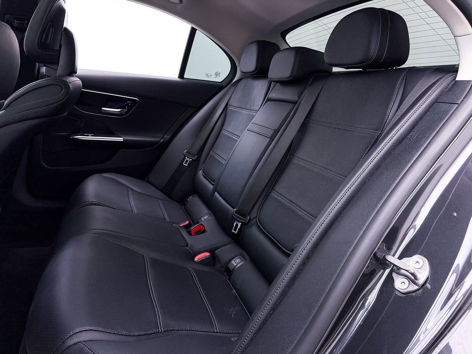 Used 2022 Mercedes-Benz C 300 Sedan image 39