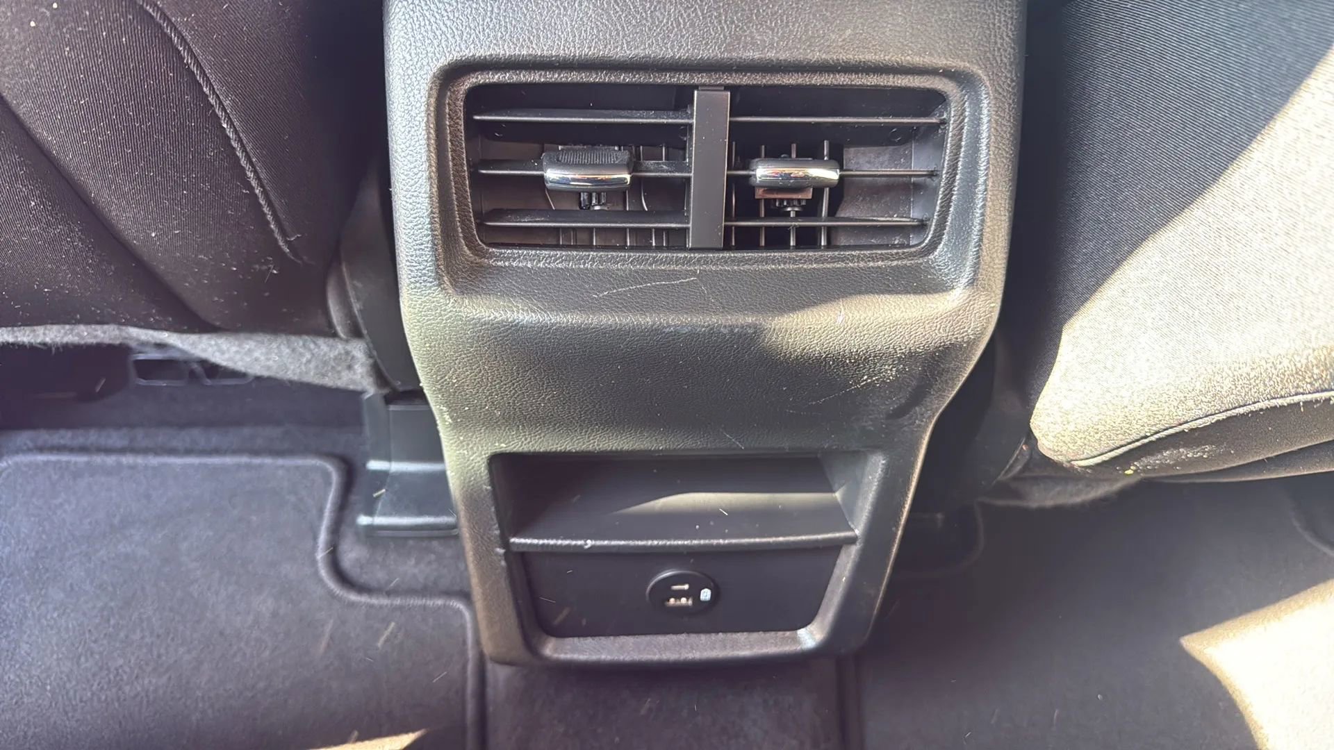 Used 2022 Ford Edge SEL AWD/4WD image 29