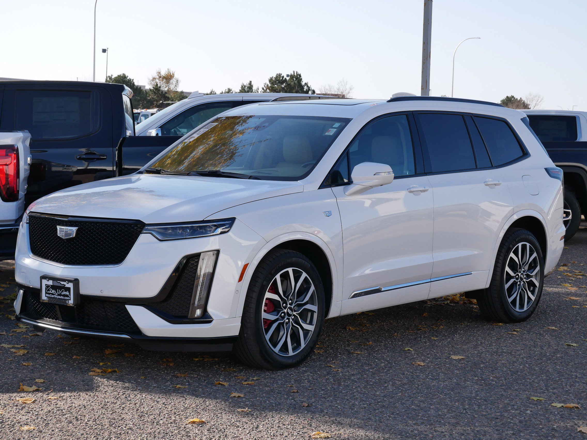 Used 2024 Cadillac XT6 Sport w/ Platinum Package image 5