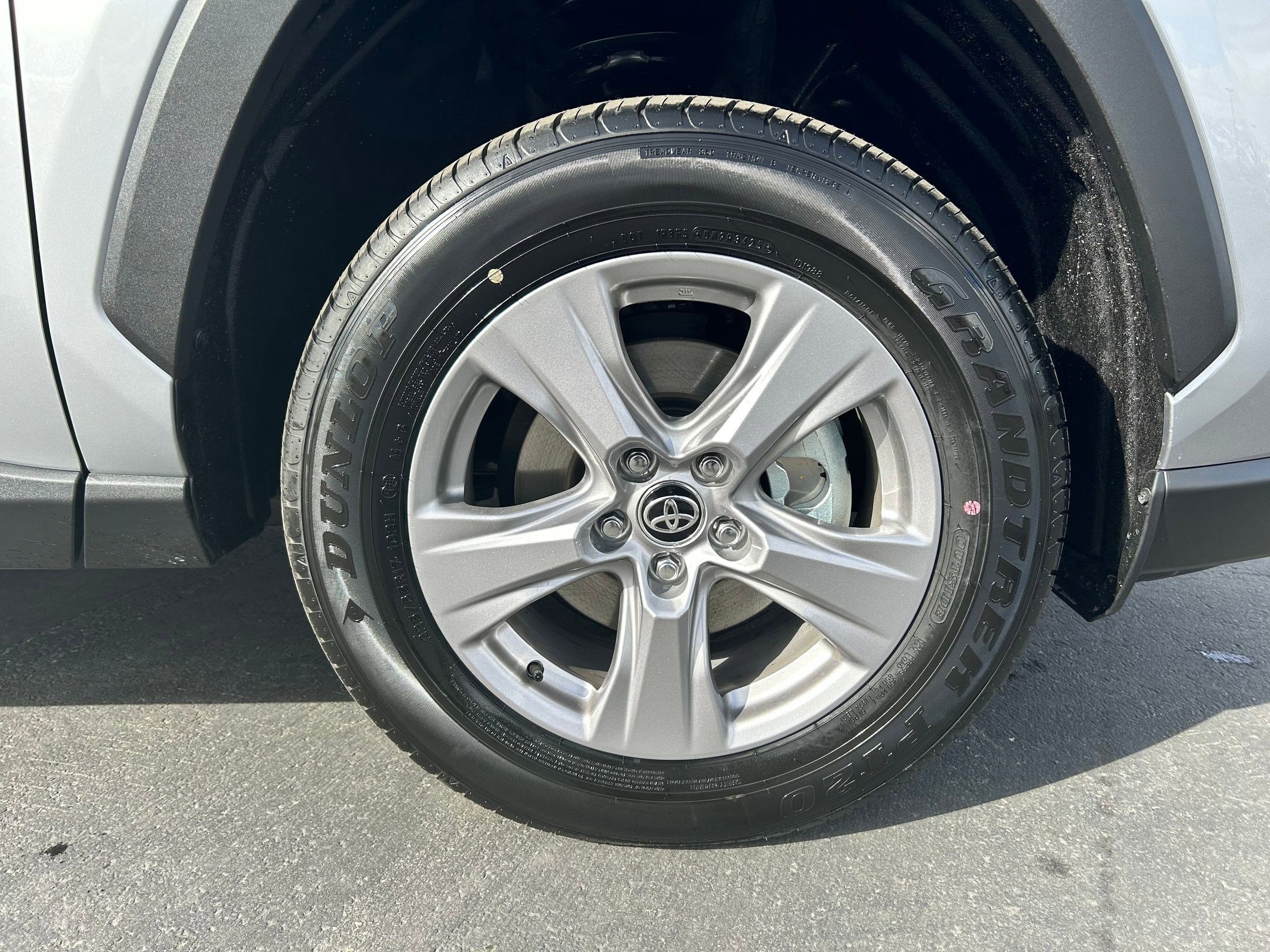Certified 2025 Toyota RAV4 XLE image 30