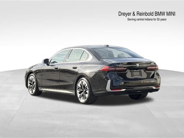 Certified 2025 BMW 530i xDrive image 4