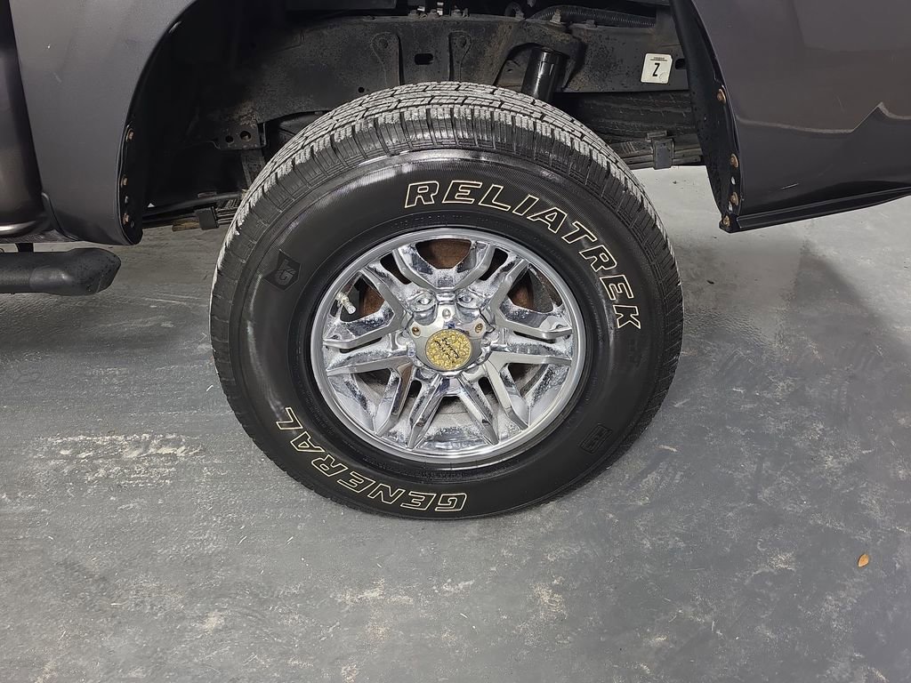 Used 2019 Toyota Tacoma SR5 RWD image 30