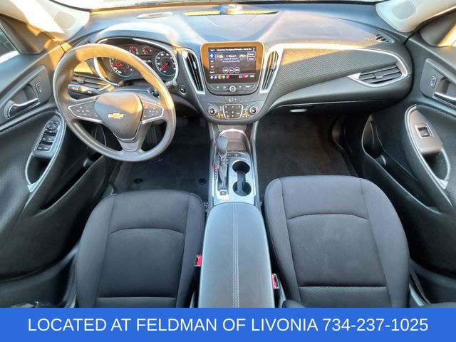 Used 2025 Chevrolet Malibu LT image 19