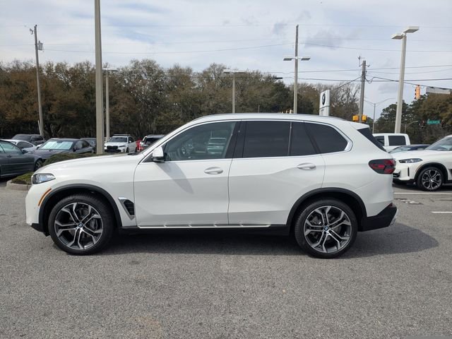 New 2026 BMW X5 sDrive40i image 8
