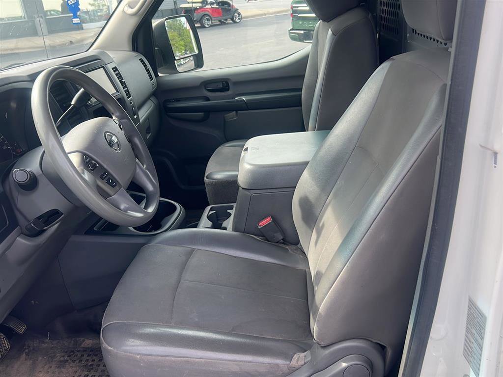 Used 2021 Nissan NV 2500 SV image 7