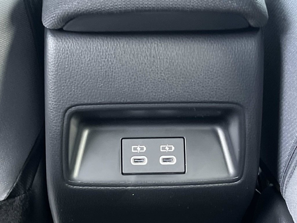 New 2026 Toyota Corolla SE w/ SE Package FWD image 18