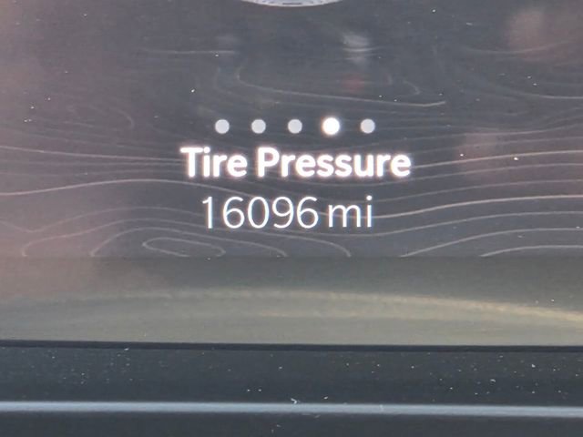 Used 2025 Jeep Grand Cherokee Limited w/ Black Appearance Package AWD/4WD image 20