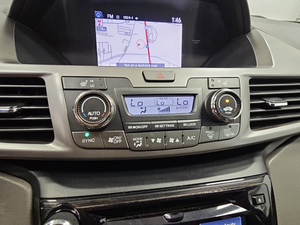 Used 2016 Honda Odyssey Touring Elite image 13