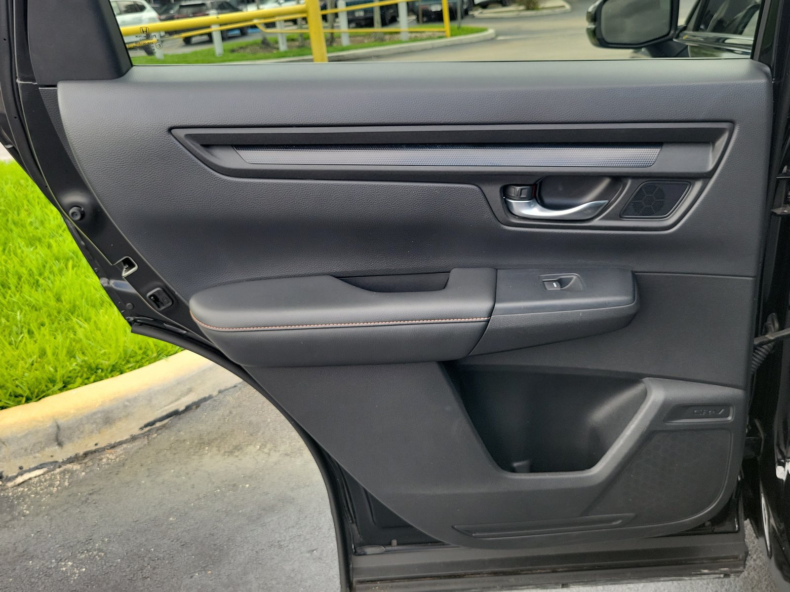 Used 2024 Honda CR-V Sport-L image 11