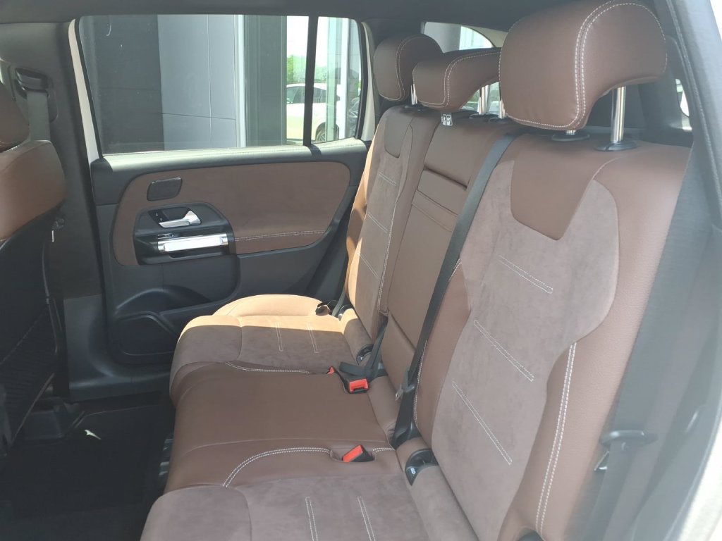 New 2026 Mercedes-Benz GLB 250 4MATIC image 26