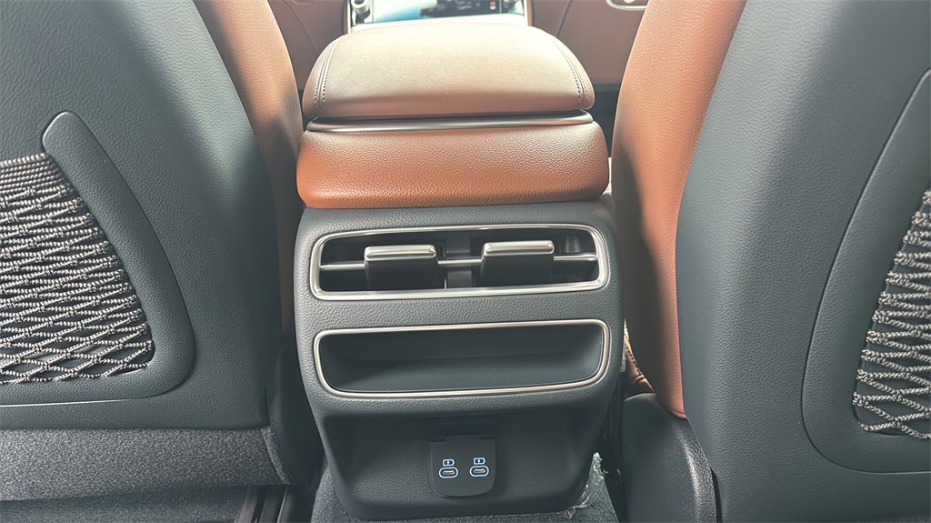 New 2026 Genesis GV70 2.5T Advanced image 11