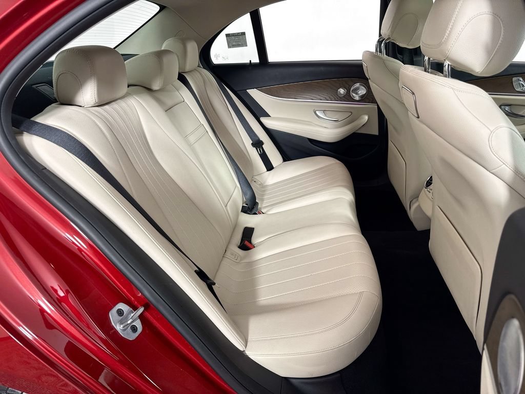 Used 2019 Mercedes-Benz E 300 image 35
