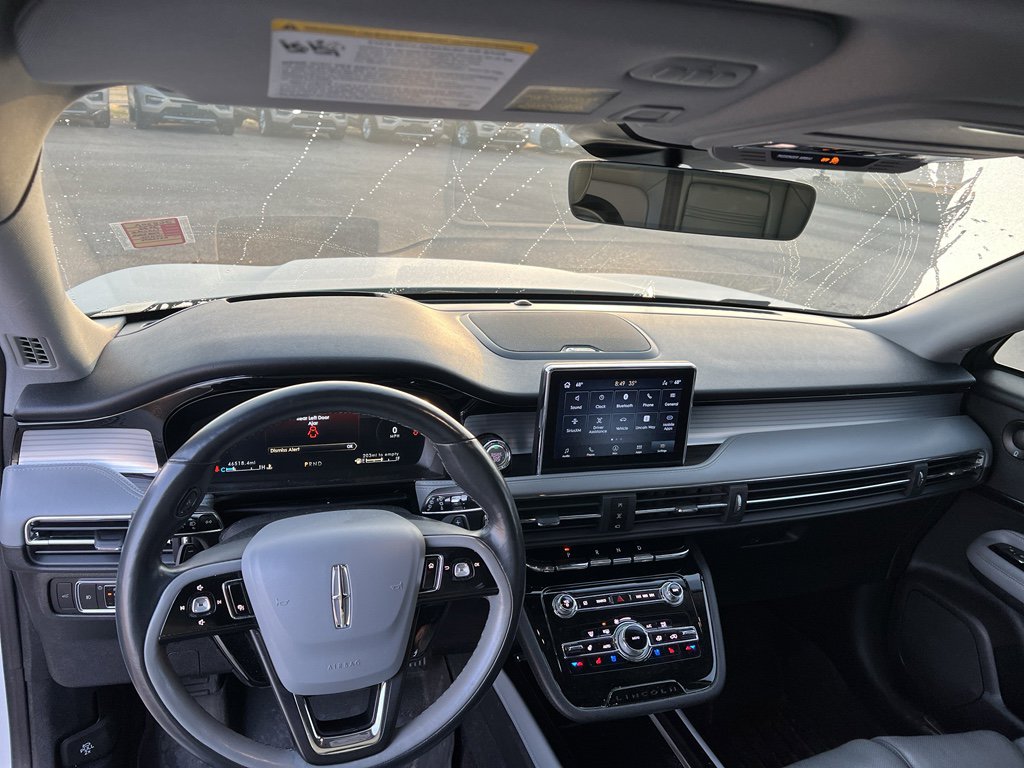 Used 2022 Lincoln Corsair Reserve w/ Equipment Group 201A image 10