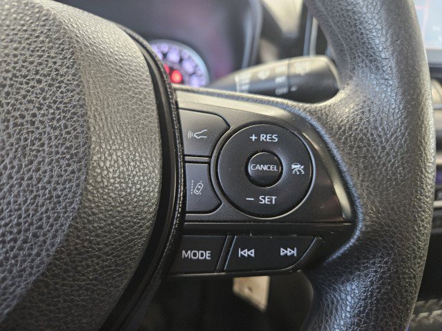 Used 2020 Toyota RAV4 LE w/ All Weather Liner Package AWD/4WD image 23