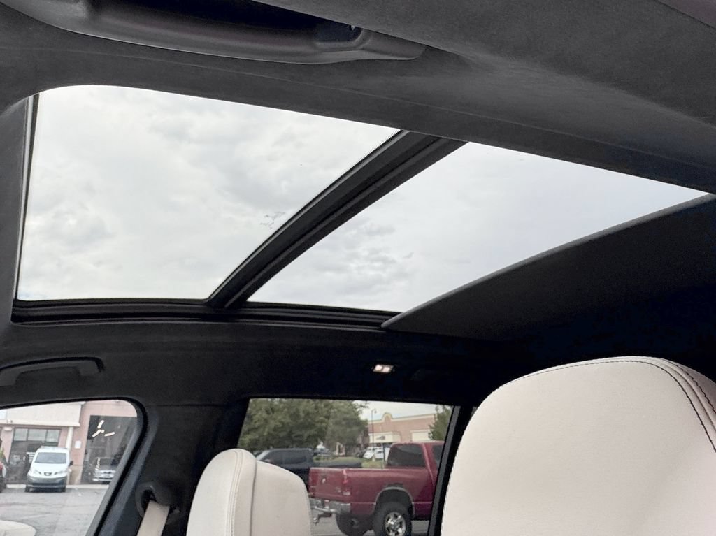 Used 2019 BMW X7 xDrive40i w/ Premium Package AWD/4WD image 23