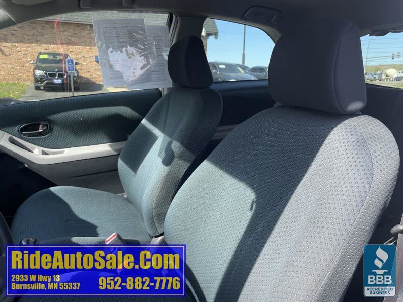 Used 2008 Toyota Yaris 2-Door Hatchback FWD image 11