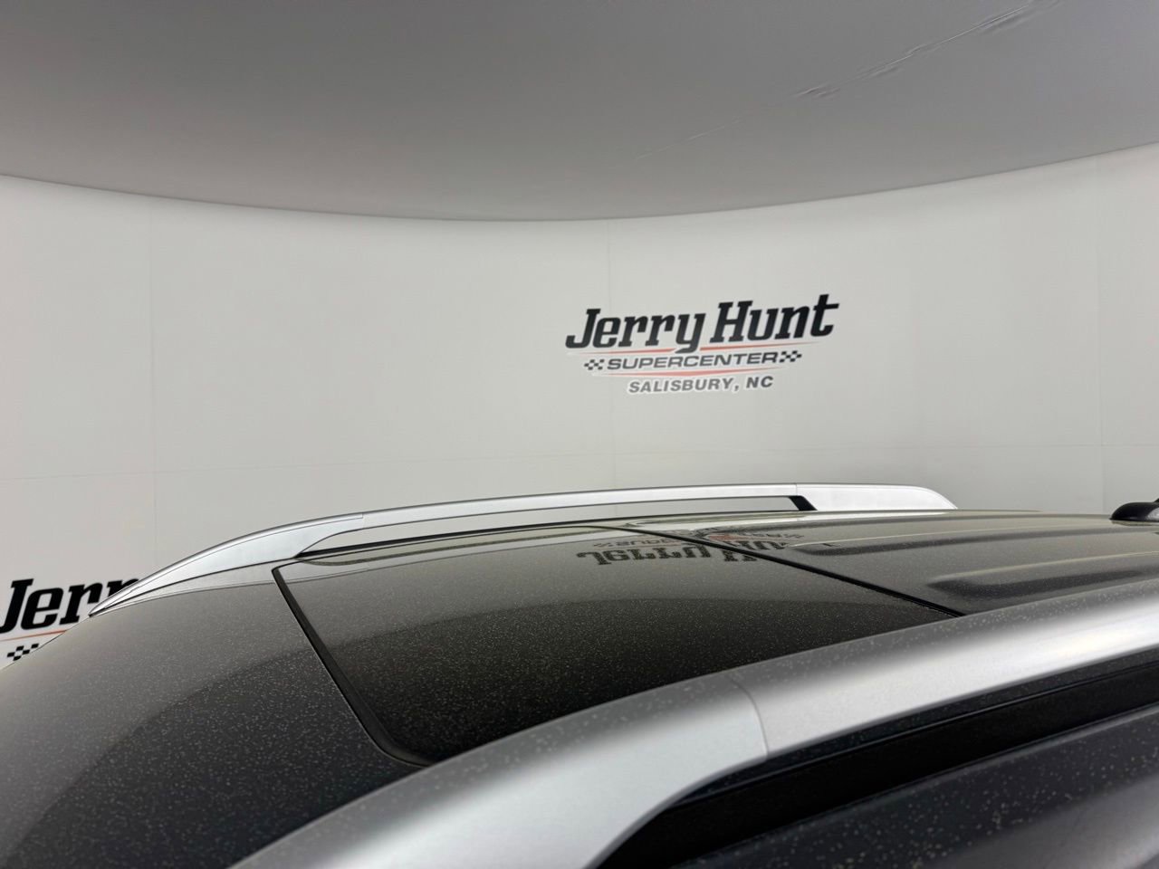 Used 2025 Hyundai Venue SEL image 13