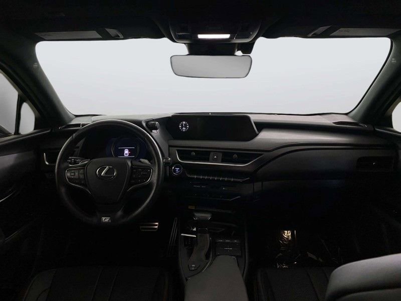 Used 2022 Lexus UX 250h F Sport image 25