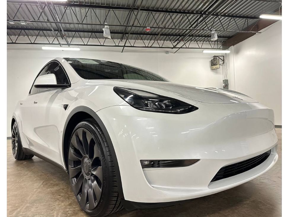 Used 2023 Tesla Model Y Performance image 6