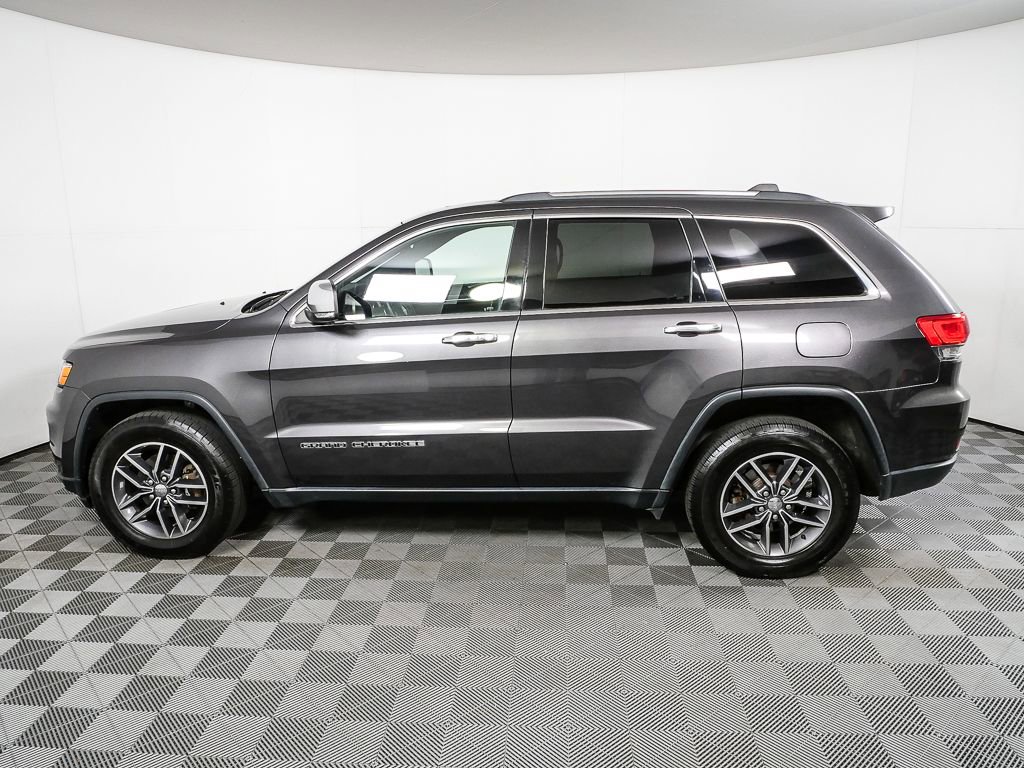 Used 2017 Jeep Grand Cherokee Limited AWD/4WD image 29